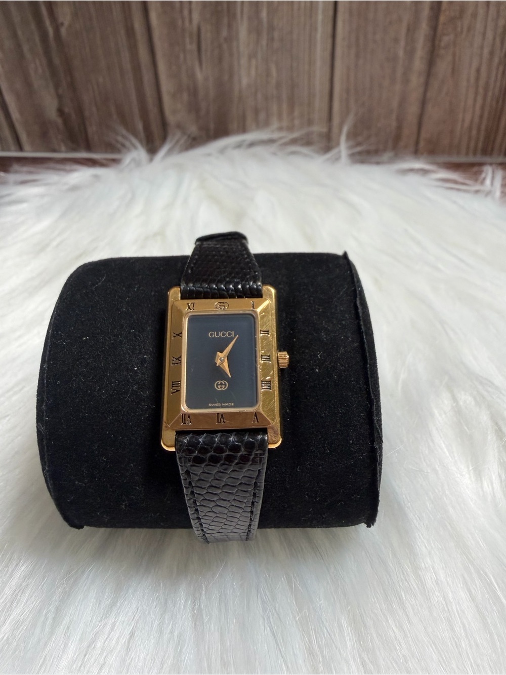 Gucci Vintage Watch 4200M